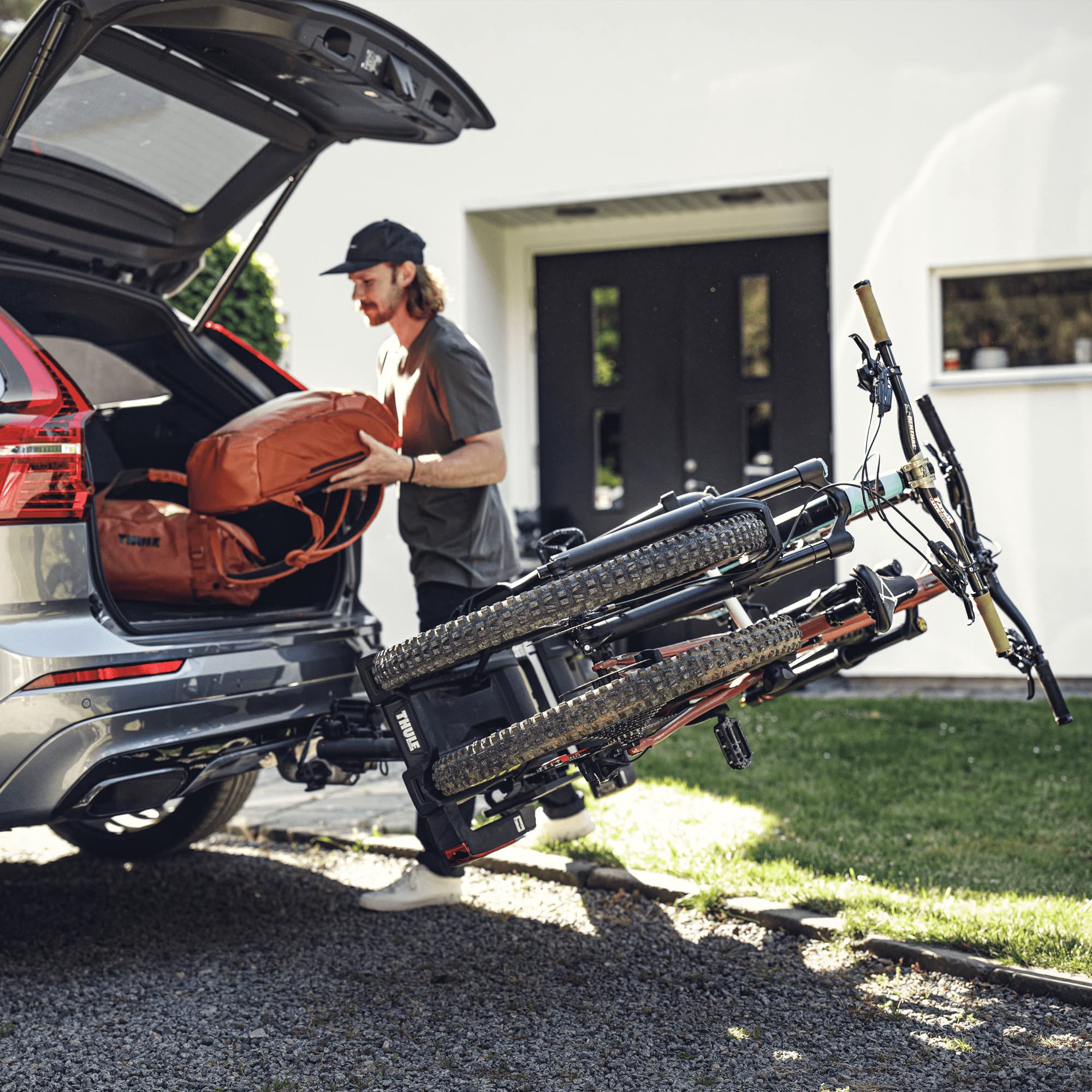 Thule EasyFold XT Fahrradträger für Anhängerkupplung 2 Fahrräder silber